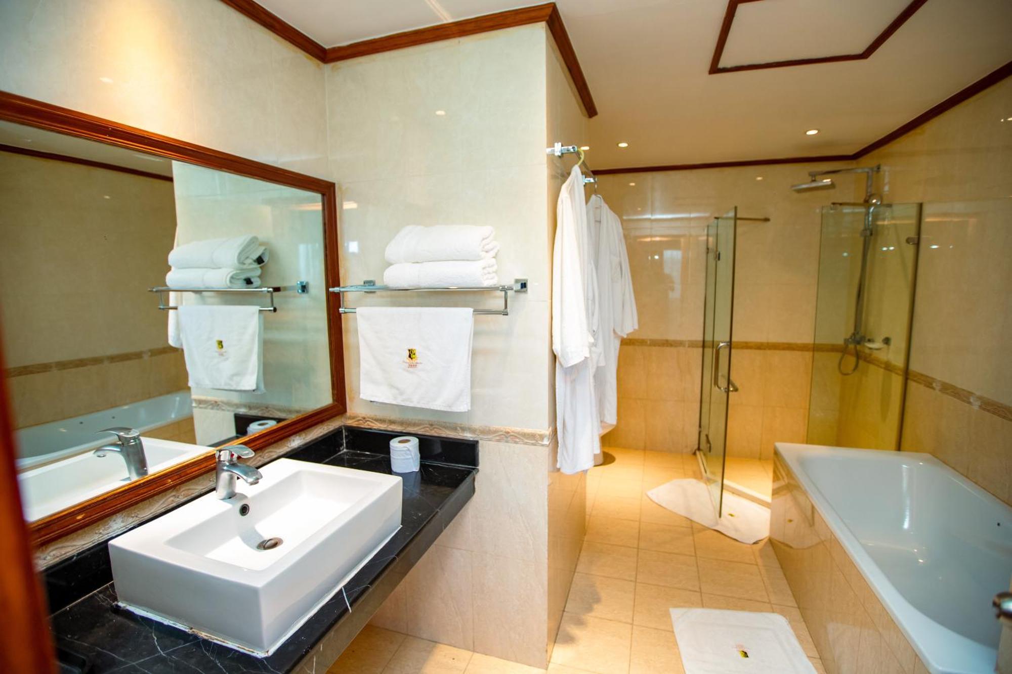Gold Crest Hotel Mwanza Luaran gambar