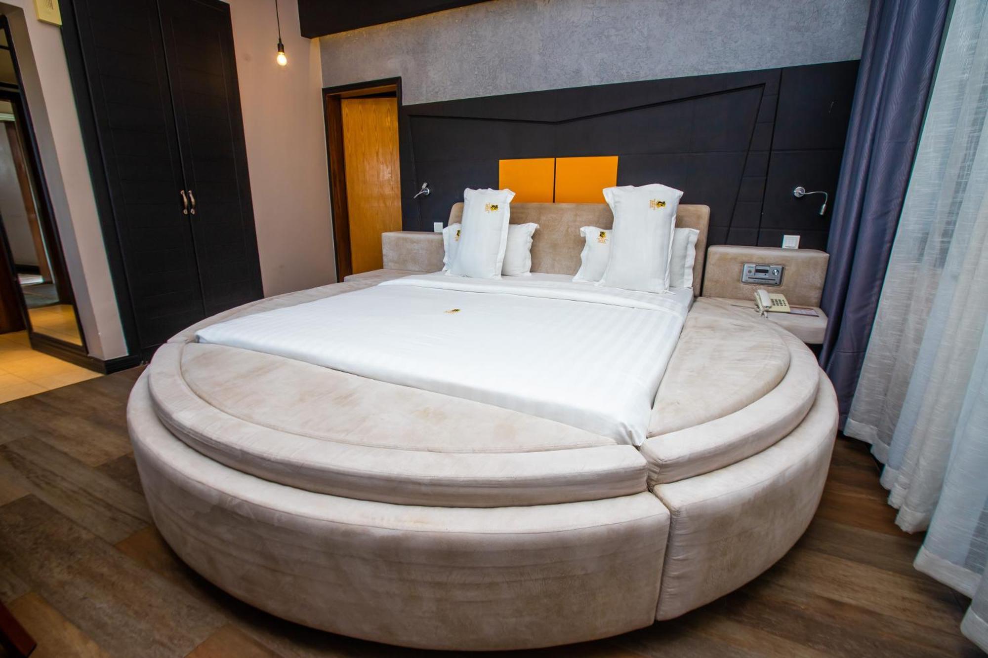 Gold Crest Hotel Mwanza Luaran gambar