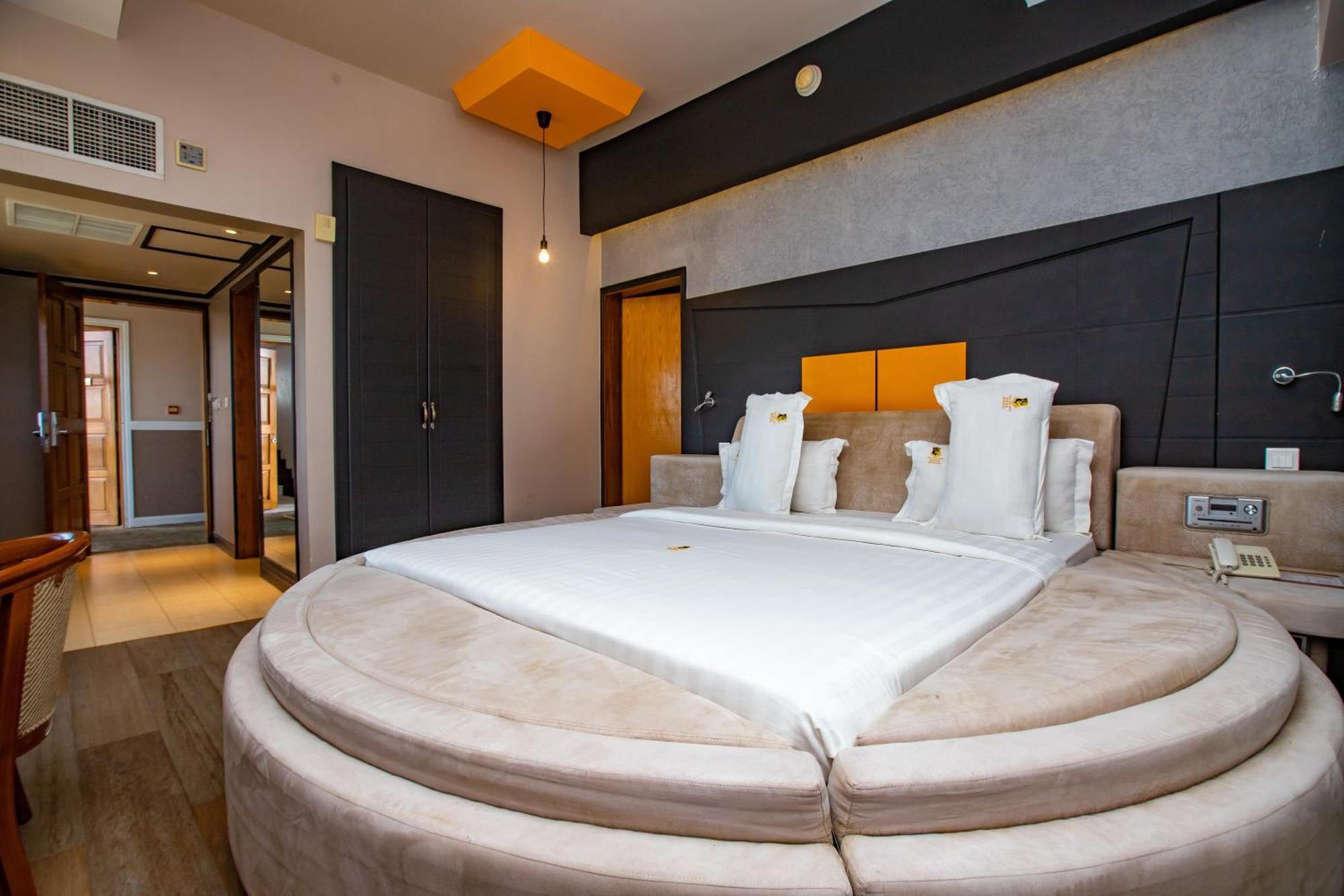 Gold Crest Hotel Mwanza Luaran gambar