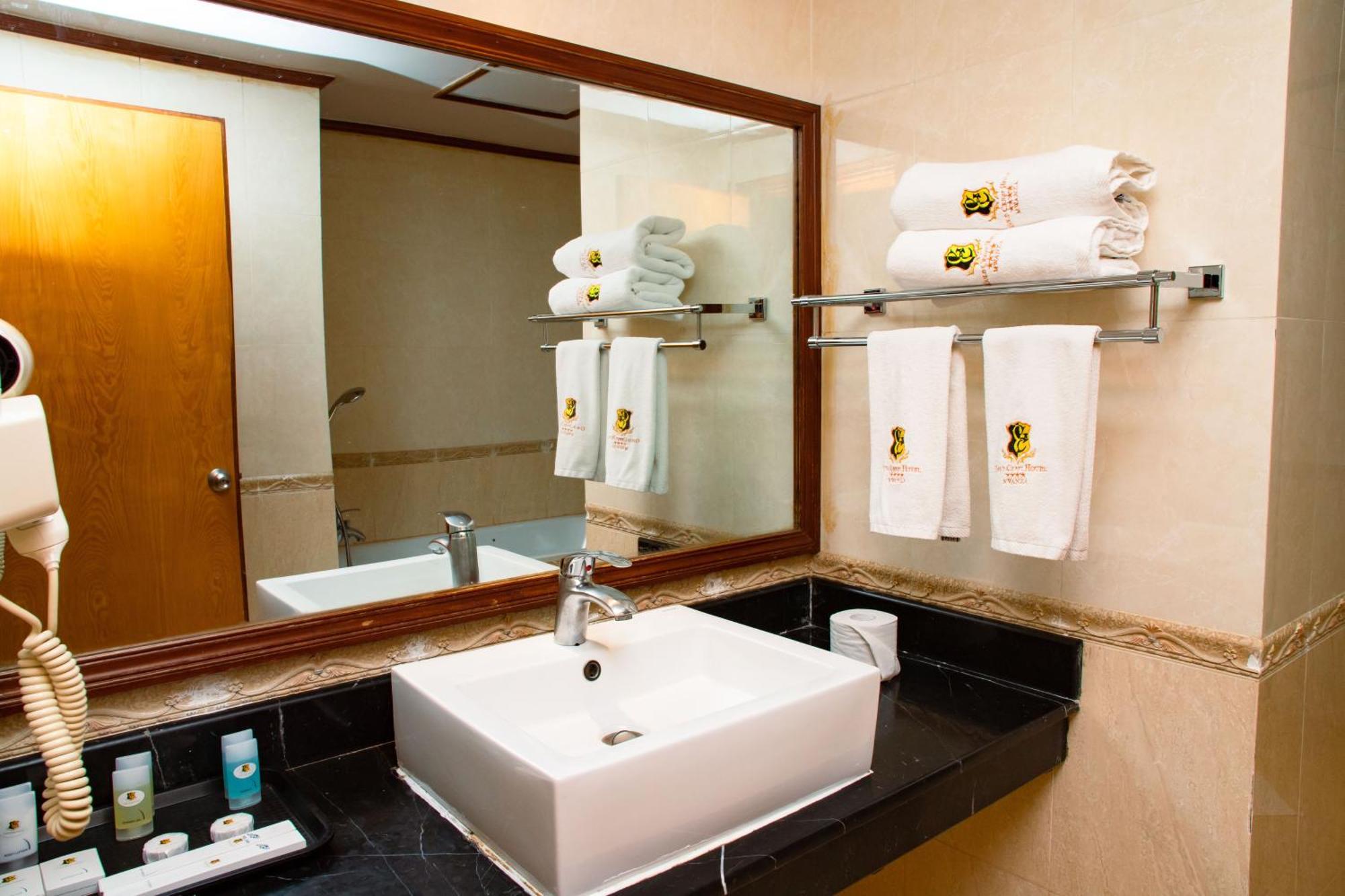 Gold Crest Hotel Mwanza Luaran gambar