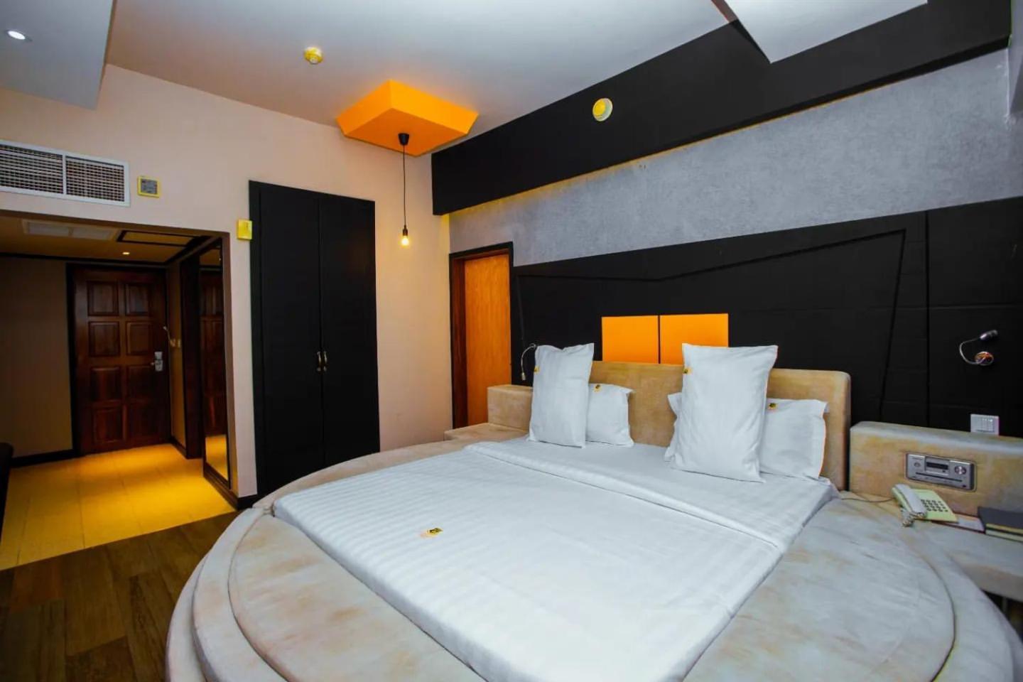 Gold Crest Hotel Mwanza Luaran gambar