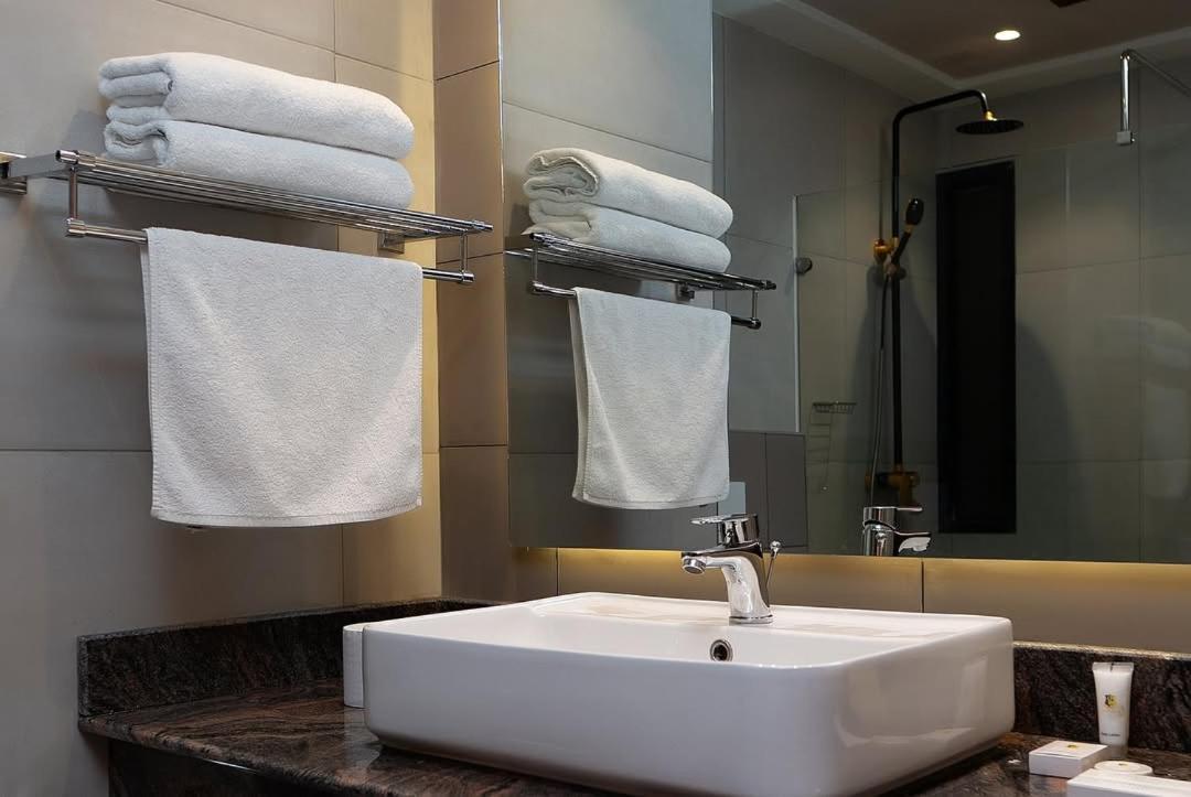 Gold Crest Hotel Mwanza Luaran gambar